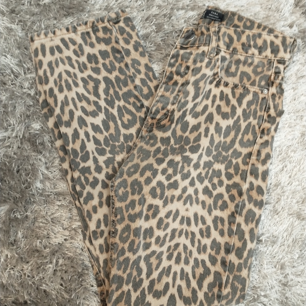 Zara tft skinny jean. Size 2